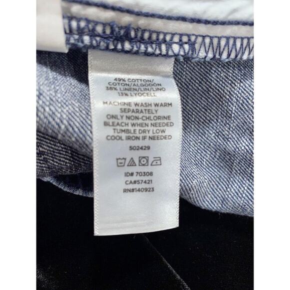 LOFT NWT Dark Wash Pull on Shorts S - Picture 9 of 9